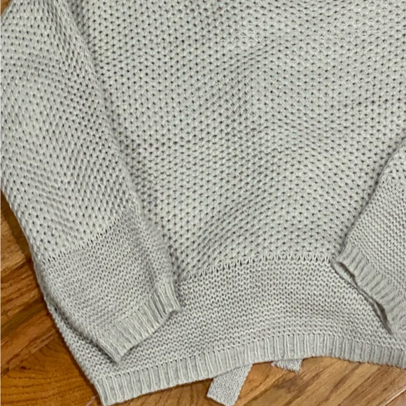 Beautiful Warm Gray Open Back Knit Sweater - Picture 2 of 6